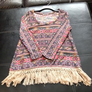 Fringe bottom long sleeve